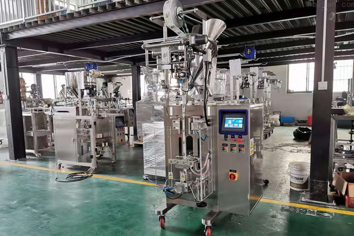 Coffee packaging machine