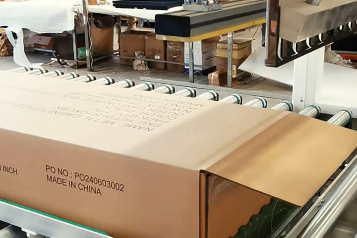 Automatic clothing packaging line