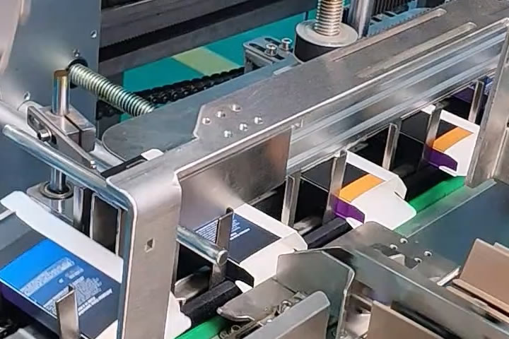 electronic product packaging machine