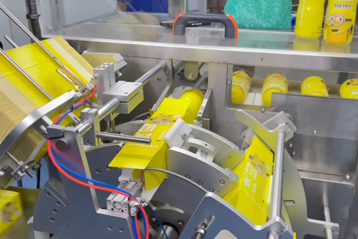 Boxed electronic product packaging machine