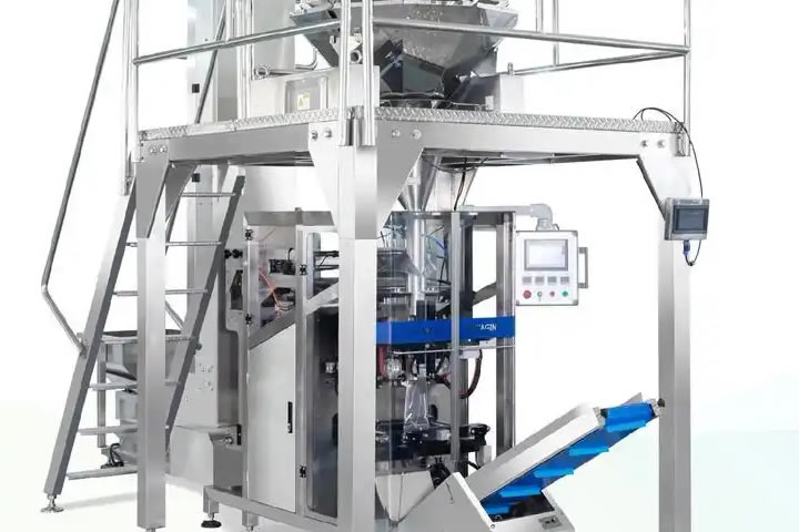 Pillow packaging machine