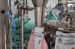 ‌Indonesian customer visit record: ton bag packaging machine helps cat litter products go overseas efficiently